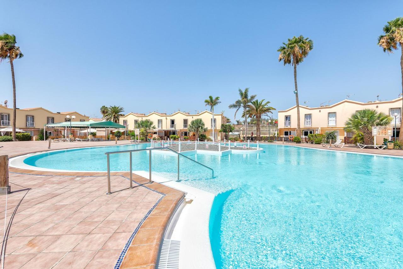 Green Island Holiday San Bartolomé Exterior photo